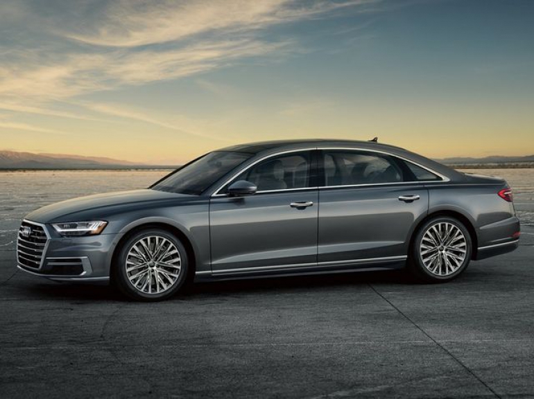 review of Audi A8